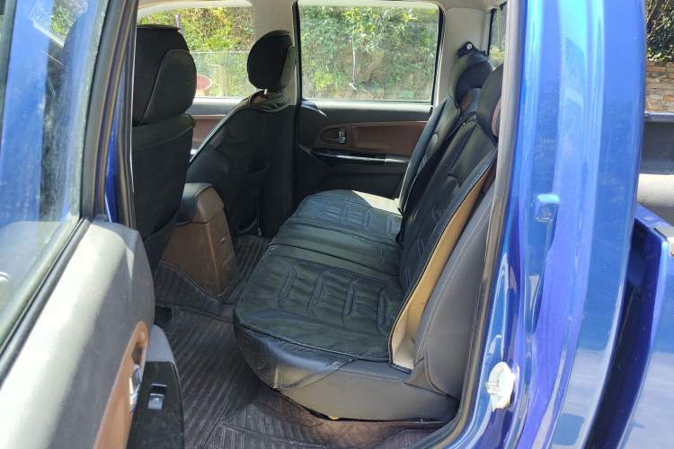 Used JDMC T7 2019 2.8T Two-Wheel-Drive Elite Edition Extended Wheelbase JE493ZLQ5D Left Rear Seat