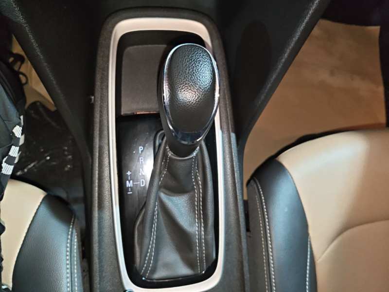 Used Chevrolet Monza 2022 320 Automatic Enjoyment Sunroof Version — 13