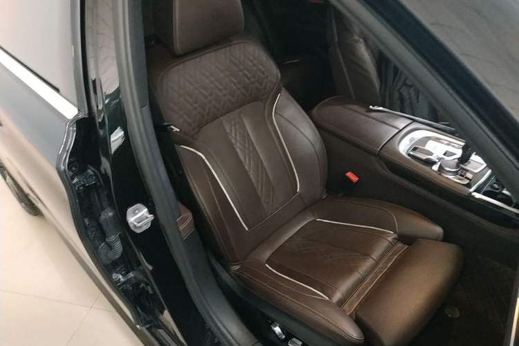 Used BMW 7 Series 2018 740Li M Sport Package Leading Model