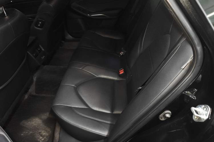 Used Toyota Avalon 2023 2.0L Luxury Edition Left Rear Seat