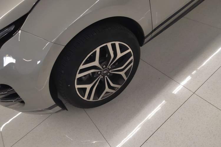 Used Land Rover Range Evoque 2021 Range Rover Velar L 249PS R-Dynamic First Edition