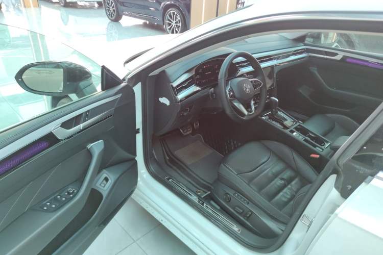 Used Volkswagen FAW-Volkswagen CC 2023 380TSI Striking Edition
