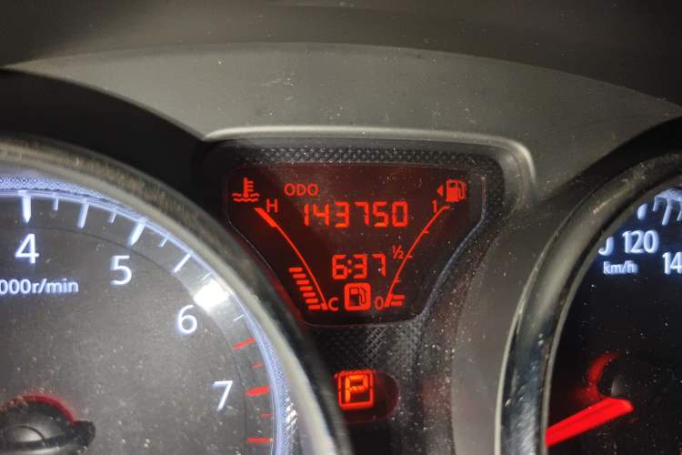 Used Nissan Sunny 2011 1.5XL CVT Luxury Edition Odometer Close Up