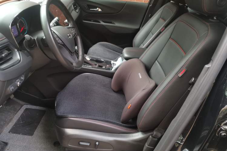 Used Chevrolet Equinox 2023 Mild Hybrid 2.0T RS Smart Boundary-Pushing Edition
