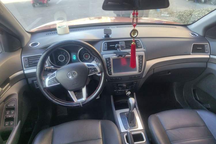 Used BAIC Senova X65 2015 2.0T Automatic Elite Model