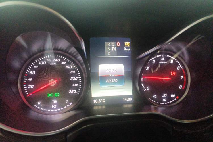 Used Mercedes-Benz V-Class 2018 V 260 Avantgarde Edition China V
