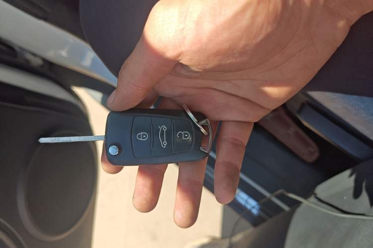 Used Haval H1 2016 Red Label 1.5L Manual Comfort Edition Vehicle Key