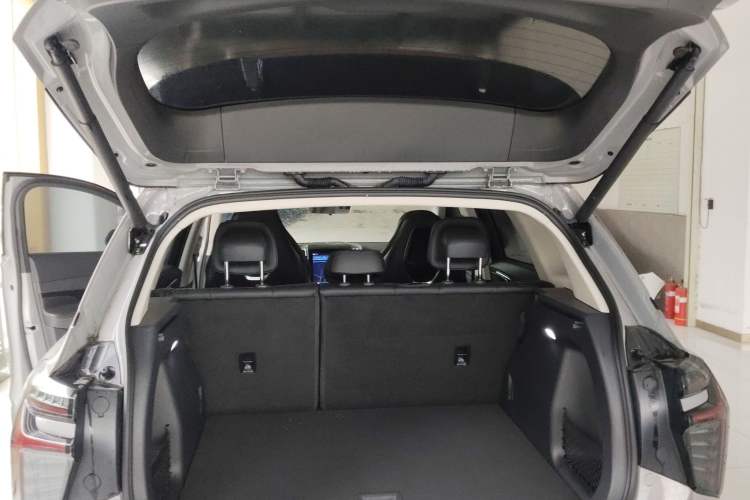 Used Hongqi HS3 PHEV 2024 PHEV 115km Jingwei Edition Trunk