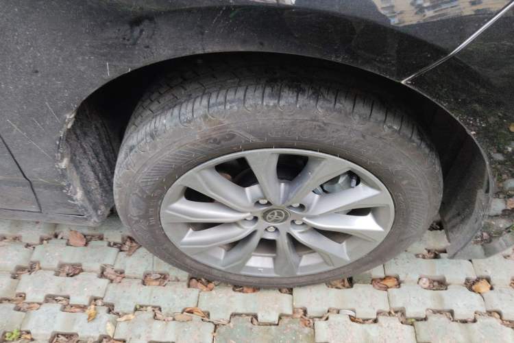 Used Toyota Avalon 2024 2.0L Ambition Edition Right Front Wheel Hub