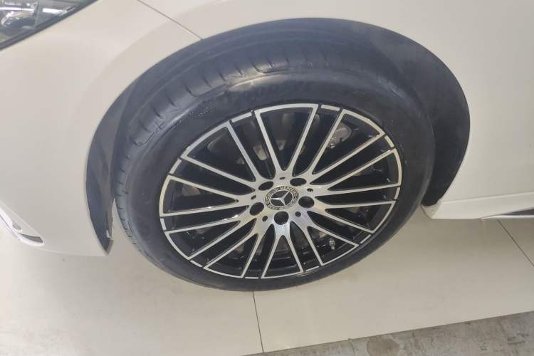 Used Mercedes-Benz C-Class 2025 Facelift C 260 L Sport Edition
