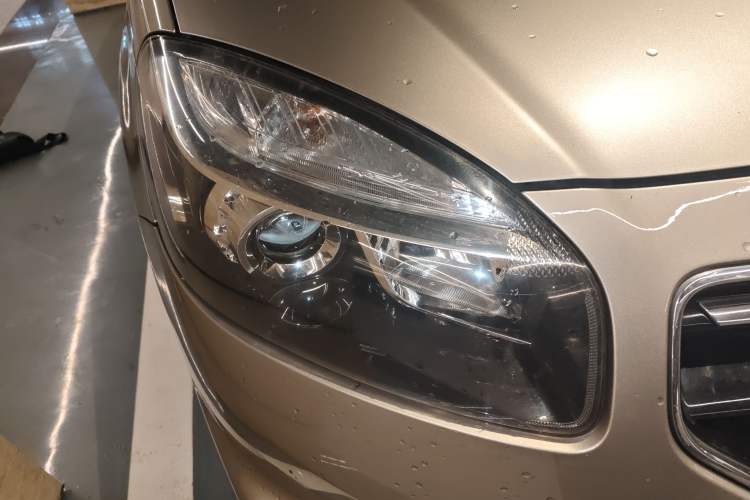 Used Renault Koleos 2012 2.5L Two-Wheel Drive Comfort Edition with Navigation
