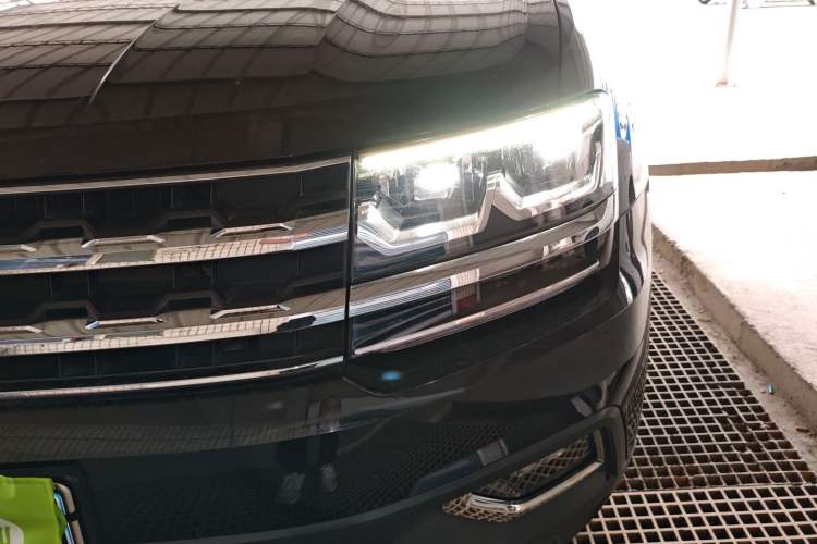 Used Volkswagen Teramont 2020 330TSI Two-Wheel-Drive Luxury Edition China VI Standard
