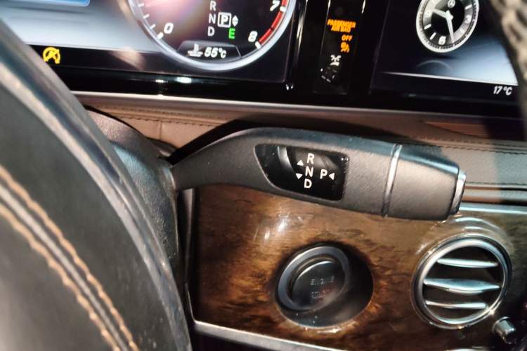 Used Mercedes-Benz S-Class 2014 S 320 L Business Model