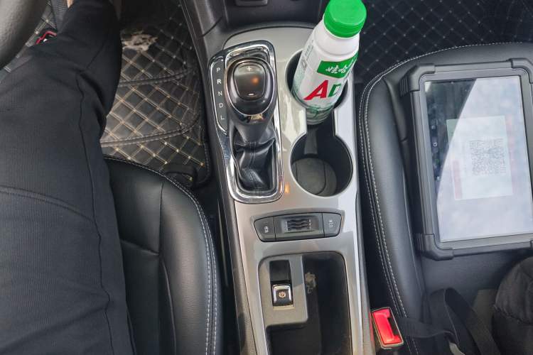 Used Chevrolet Cruze 2017 1.5L Automatic Pioneer Sunroof Edition
