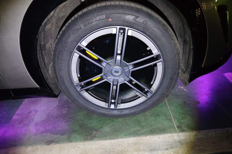 Used Xiaomi Auto YU7 2025 Ultra-Long Range Rear-Wheel Drive Version
