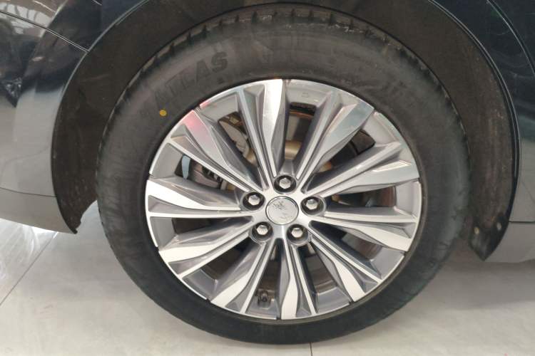 Used Hongqi E-QM5 2023 560km PLUS
