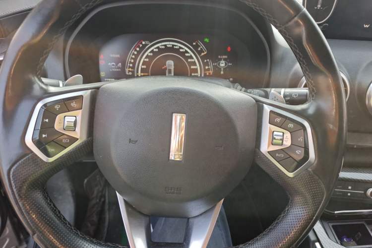 Used Wey VV7 2017 2.0T Ultra-Luxury Version
