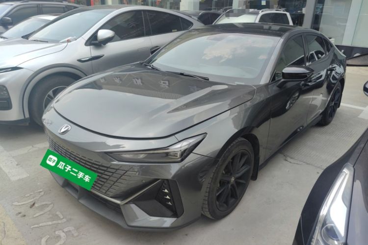 Used CHANGAN UNI-V 2022 1.5T Prestige Version