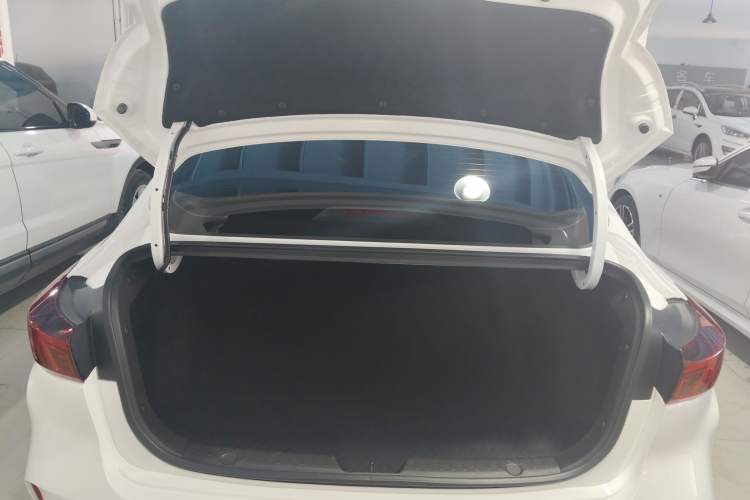 Used CHANGAN Eado 2024 PLUS Blue Whale NE 1.4T GDI DCT High-Energy Edition
