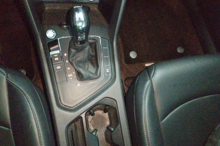 Used Volkswagen Tharu 2022 280TSI Two-Wheel Drive Trend Edition
