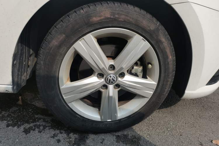 Used Volkswagen Lavida 2018 Classic 1.5L Automatic Fashion Edition China VI Standard
