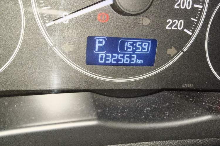 Used Honda City 2019 1.5L CVT Comfort Version Odometer Close Up