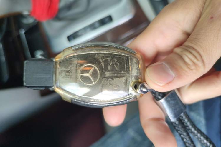 Used Mercedes-Benz E-Class 2011 E 200 L CGI Elegant Model