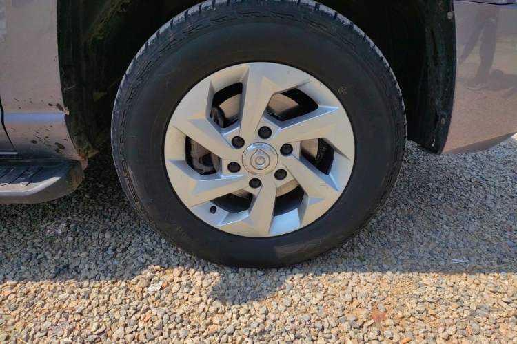 Used Great Wall King Kong Poer 2022 2.0T Manual Diesel 4x4 Elite Long-Box Version GW4D20M Right Front Wheel Hub