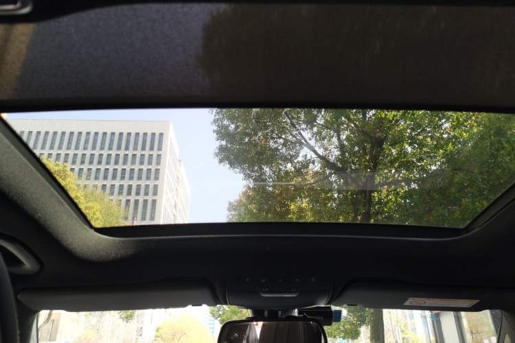 Used Mercedes-Benz GLC 2019 GLC 200 L 4MATIC Headliner