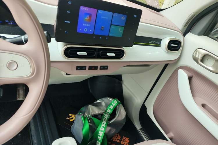 Used Geely Galaxy Panda 2025 210 km – Yuanqi Bear
