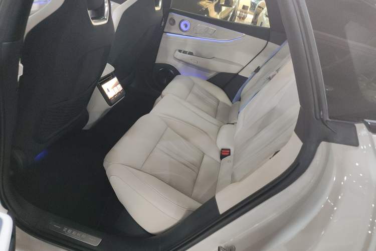 Used Zeekr 001 2026 Model 103° Rear-Drive Max Version
