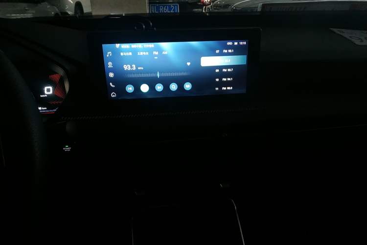 Used Wuling Alvez 2022 1.5T CVT Trendy & Cool Edition
