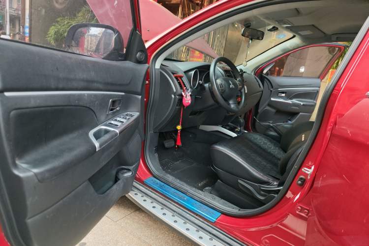 Used Mitsubishi ASX 2013 2.0L CVT Two-Wheel Drive Elite Edition