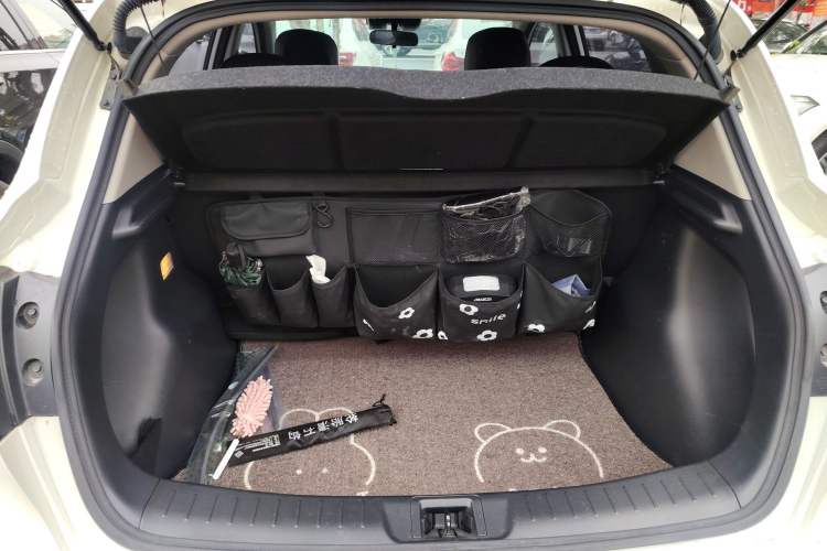 Used Nissan Tiida 2021 1.6L CVT Smart Drive Edition Trunk