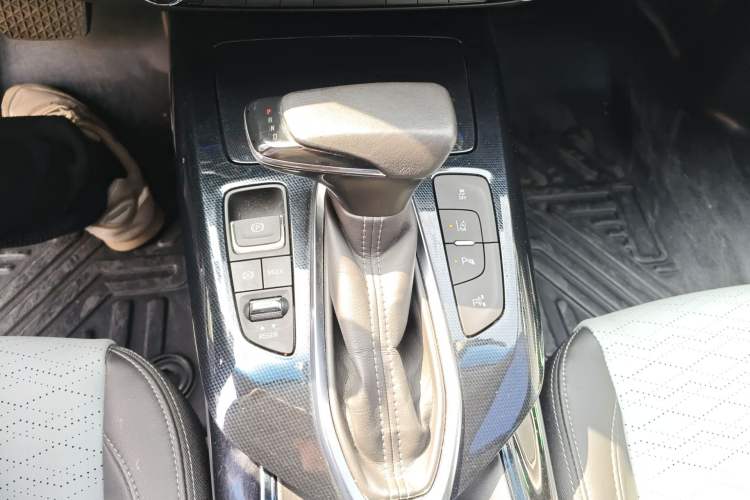 Used Chevrolet Menlo 2021 Mickey Space Galaxy Edition