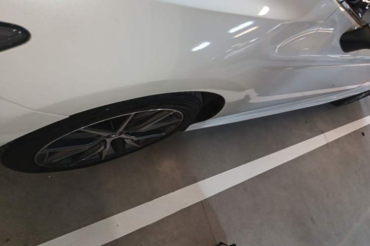 Used Toyota Camry 2021 2.5G Luxury Edition Exterior 4