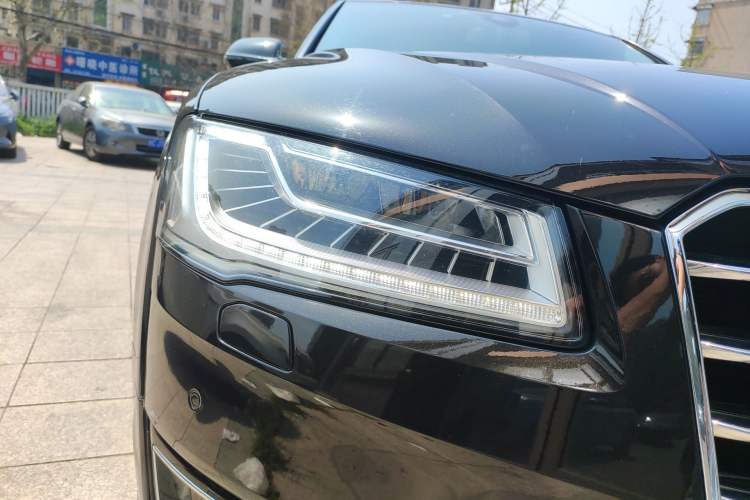 Used Audi A8 2014 A8L 45 TFSI quattro Luxury Model
