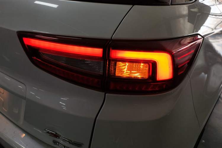 Used CHANGAN CS55 2018 1.5T Automatic Colorful Edition China V Standard