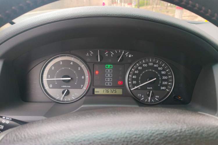 Used Toyota Land Cruiser 2010 4.0L Automatic VX Instrument Cluster