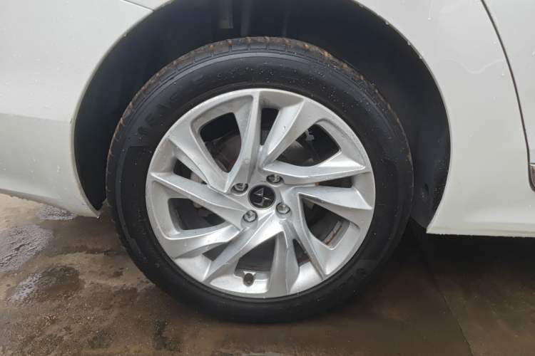 Used DS 5LS 2016 1.6T Comfort Edition THP160
