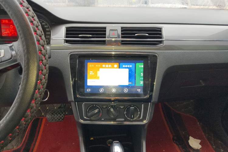 Used Volkswagen Santana 2016 1.6L Automatic Comfort Edition