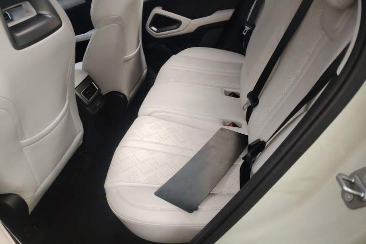 Used BYD Yuan UP 2025 Intelligent Driving Version 401 km Leading Edition
