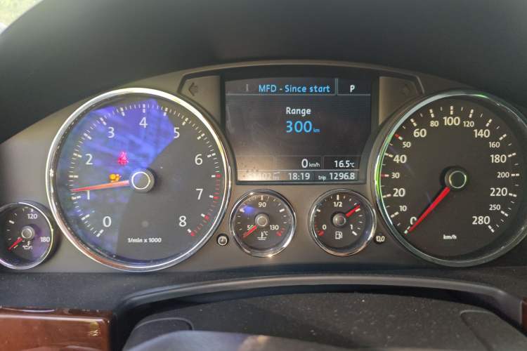 Used Volkswagen Touareg 2007 3.6L Top-Tier Version Instrument Cluster