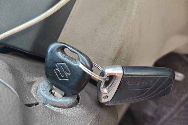 Used Suzuki Landy 2009 1.4L Manual Comfort Version Sunlight Edition
