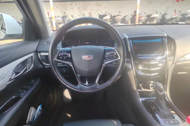 Used Cadillac ATS-L 2017 28T Fashion Edition Steering Wheel