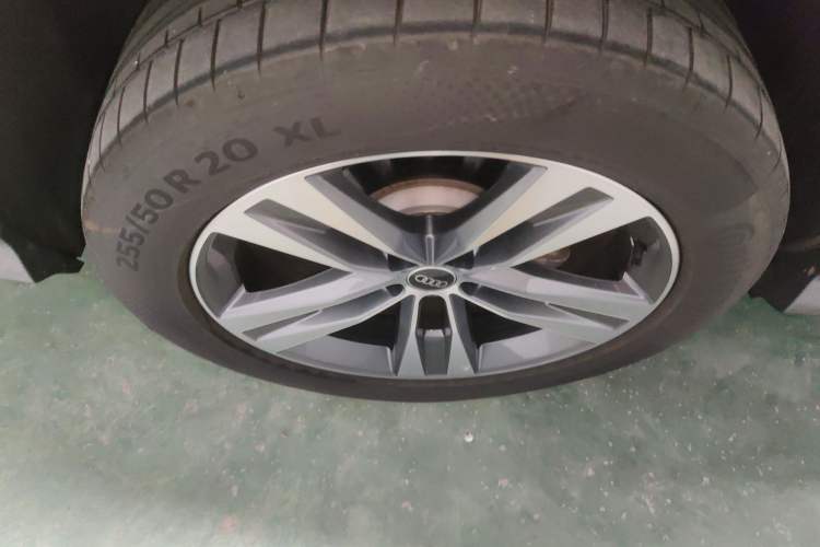 Used Audi Q6 2023 45 TFSI quattro Qiyun Edition Light Yulin Package Exterior 5