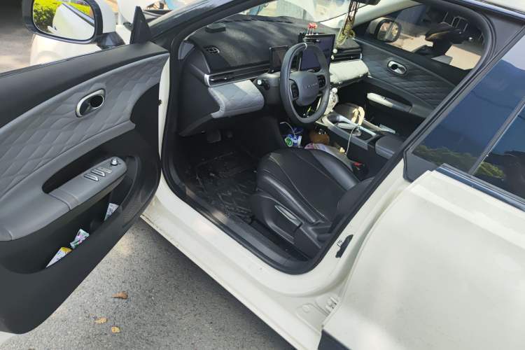 Used Dongfeng NAMMI 01 2024 New Edition 330 Plus Smart+