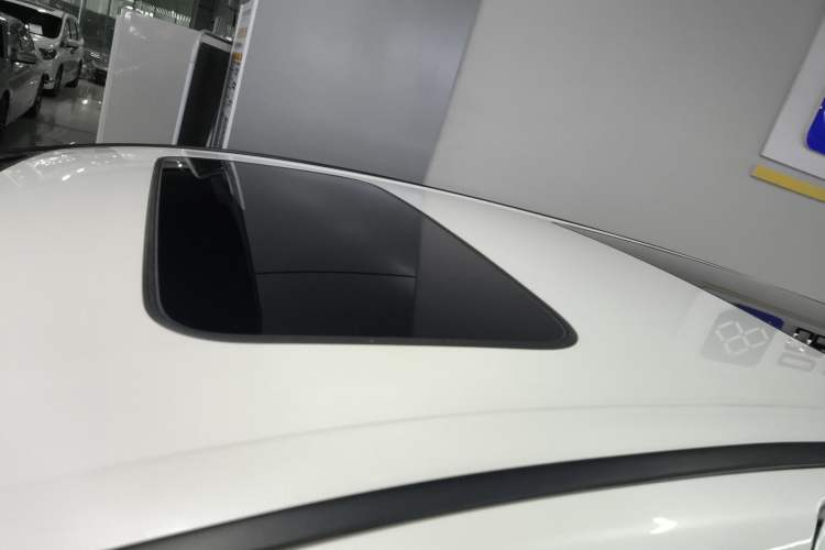 Used Honda Elysion 2019 2.0L Hybrid Luxury Edition
