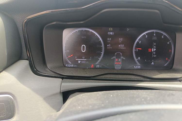 Used Lynk & Co 02 2018 1.5T DCT Two-Wheel Drive Sporty Version China V Standard Odometer Close Up