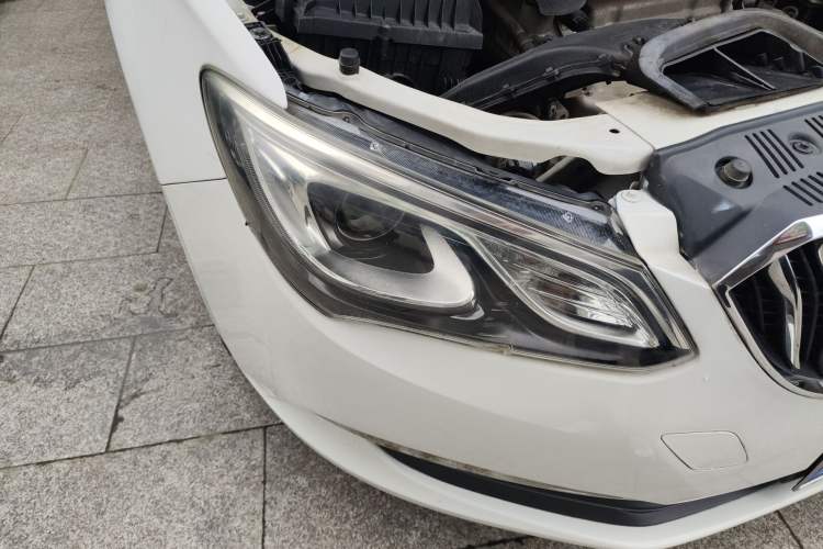 Used Buick GT 2016 15N Automatic Elite Edition Right Front Headlight